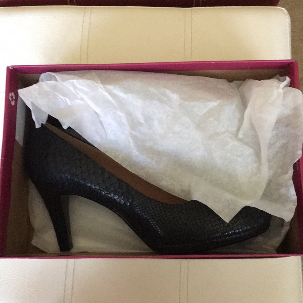 Naturalizer N5 contour